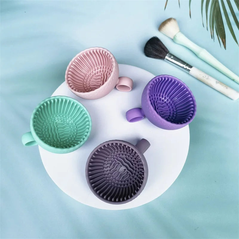 Silicone Cosmetic Brush Cleaning Bowl Efficient & Portable & Reusable Makeup Brush Cleaning Cup  Makeup Egg Wash Tool