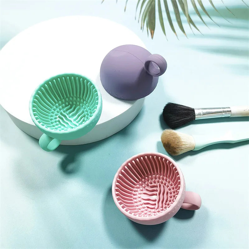 Silicone Cosmetic Brush Cleaning Bowl Efficient & Portable & Reusable Makeup Brush Cleaning Cup  Makeup Egg Wash Tool